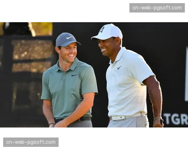 美国大师赛练习轮,伍兹与托马斯、麦克罗伊同组引发围观 美国大师赛练习轮,伍兹与托马斯、麦克罗伊同组引发围观